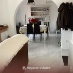 Alquilo 4 dormitorio casa de 140 m² en Almería