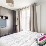 Rent 3 bedroom apartment of 76 m² in Paris