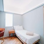 Rent a room of 542 m² in Madrid