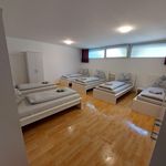 Miete 3 Schlafzimmer wohnung von 108 m² in Klosterneuburg