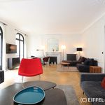 Rent 4 bedroom apartment of 205 m² in Paris