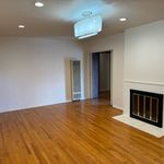 Rent 4 bedroom house of 208 m² in Long Beach