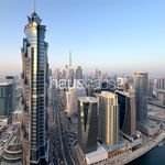 Rent 3 bedroom apartment of 181 m² in Dubai