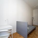 Rent 8 bedroom apartment in Berlin