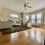 Rent 3 bedroom apartment of 1075 m² in Evanston
