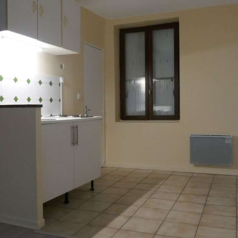 Location appartement 1 pièce 22 m² Pierrelaye (95220)