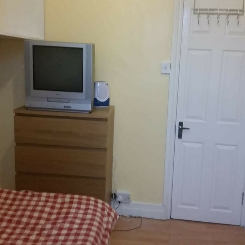House Share for Letting - £550
 	 	pm