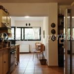 Rent 3 bedroom apartment of 179 m² in Voula