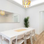 Rent 4 bedroom apartment of 123 m² in Barcelona