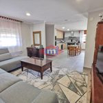 Rent 3 bedroom house of 218 m² in Salceda de Caselas