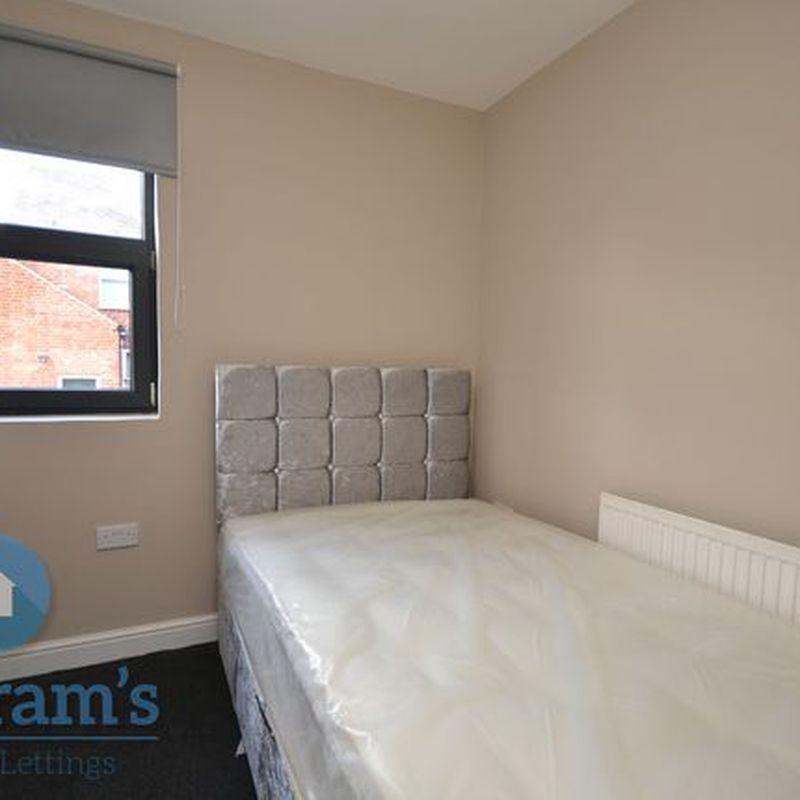 End terrace house to rent in Foxhall Road, Nottingham NG7 Sherwood Rise