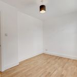 Rent 1 bedroom apartment of 32 m² in London