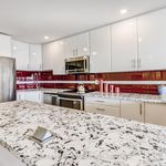 Rent 3 bedroom apartment of 203 m² in Toronto