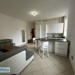 Affitto 3 camera appartamento di 67 m² in Bologna