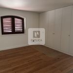 Rent 4 bedroom house of 442 m² in Vila Nova de Gaia