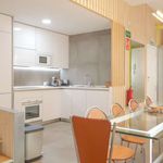 Rent 5 bedroom apartment of 100 m² in Madrid