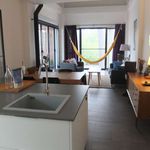 Rent 4 bedroom apartment of 160 m² in València