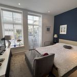 Rent 2 bedroom house in Penarth