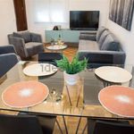 Rent 4 bedroom apartment of 120 m² in Madrid