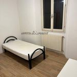 Affitto 5 camera appartamento di 160 m² in Forlì
