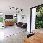 Rent 4 bedroom house of 402 m² in Auckland