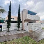 Rent 3 bedroom house of 147 m² in Miami