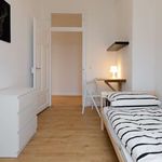 Rent a room of 120 m² in munich