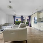 Rent 1 bedroom flat of 55 m² in Cambridge