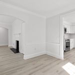 Rent 2 bedroom apartment of 122 m² in Westport