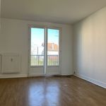 Rent 3 bedroom apartment of 52 m² in Décines-Charpieu