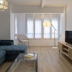 Rent 5 bedroom apartment of 98 m² in València