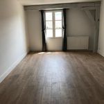 Rent 3 bedroom apartment of 97 m² in FIGEAC