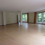 Huur 3 slaapkamer appartement van 190 m² in Uccle