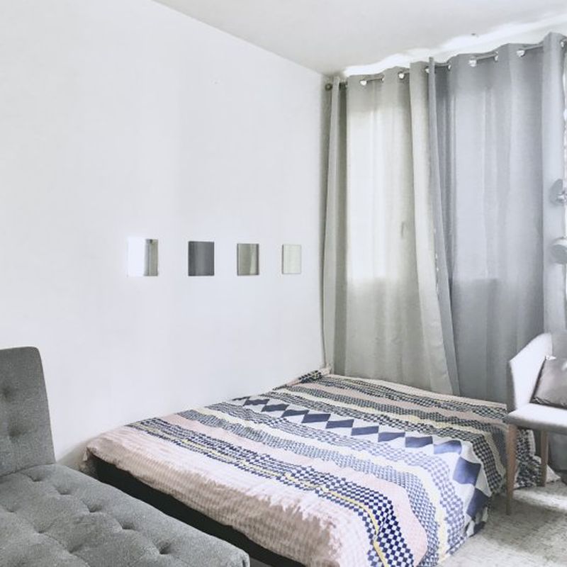 Chambre dans un appartement de 3 chambres à Villeneuve-Saint-Georges