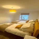 Rent 4 bedroom apartment in Menai Bridge