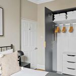 Rent 2 bedroom flat of 65 m² in London