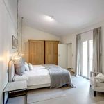 Rent 7 bedroom house of 300 m² in Mougins