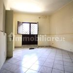 Affitto 4 camera appartamento di 70 m² in Gravina di Catania