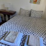 Rent 3 bedroom house of 240 m² in Labruge