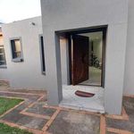 Rent 4 bedroom house of 125 m² in Pretoria