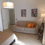 Rent 6 bedroom apartment of 120 m² in Bari