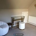 Rent 3 bedroom house in Horsham