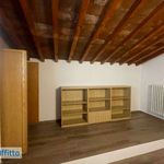 Affitto 4 camera appartamento di 86 m² in Firenze