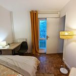 Rent 3 bedroom apartment of 70 m² in Mont-Saint-Aignan