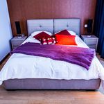 Rent 3 bedroom apartment of 139 m² in Elsene