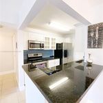 Rent 2 bedroom apartment of 891 m² in Miami