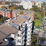 Rent 3 bedroom house of 120 m² in Monza