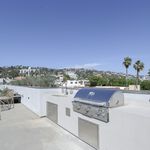 Rent 3 bedroom apartment of 136 m² in West Hollywood