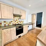 Rent 4 bedroom student apartment in Newcastle-under-Lyme