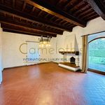 Rent 5 bedroom apartment of 300 m² in Bagno a Ripoli